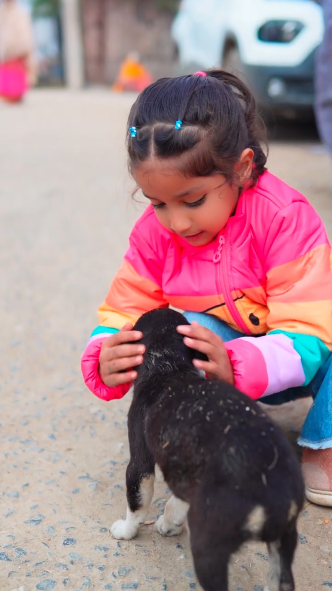 Maha ne puppy ko bacha liya