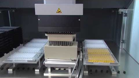 MCA 96 fixed tip block  gets cleaned in the wash station.