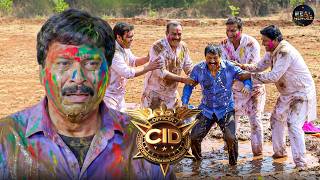 Holi Special Daya And Abhijeet Drench Freddy In Mud And Apply Color On Him  Cid Special  Lates