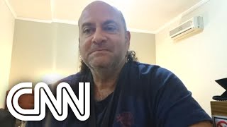 “Perdi outro pai”, diz Derico, saxofonista do sexteto do Jô | LIVE CNN