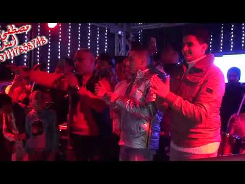 لحظة وصول الفنان ريكو شبرا وبنات شبرا فرحة شنكل افراح المقطم برعاية وحش دجيهات مصر كالوشة