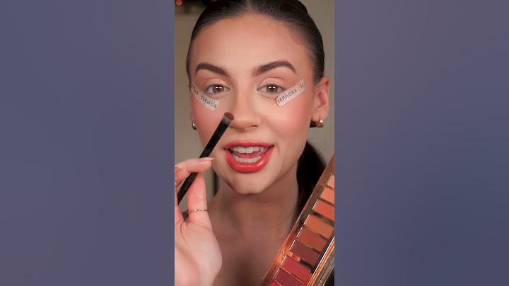 EASY Winged Eyeliner Hack! PERFECT FOR BEGINNERS!