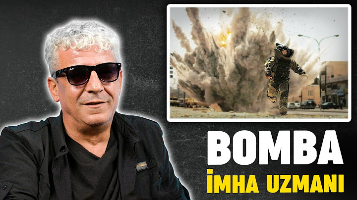 BOMBA İMHA UZMANI FİLMLERDEKİ BOMBA SAHNELERİNİ İZLİYOR!