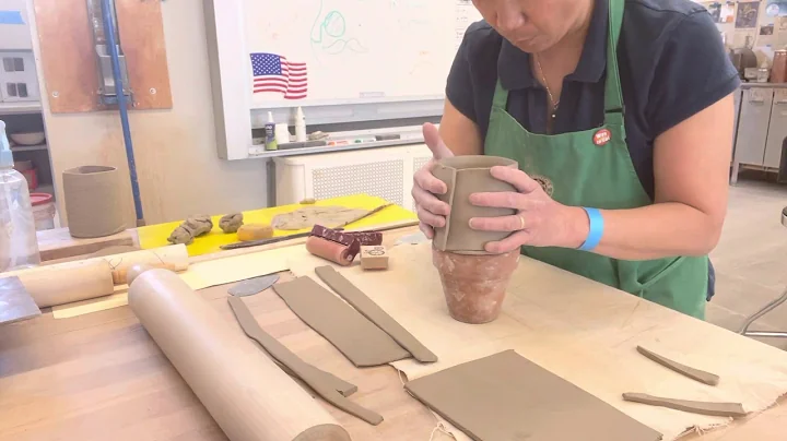 151. Jenchi Wu: slab construction - cup with round...