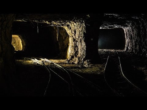 Giant Abandoned Iron Mine: DEEP UNDERGROUND EXPLORATION - Urbex Lost Places Luxembourg