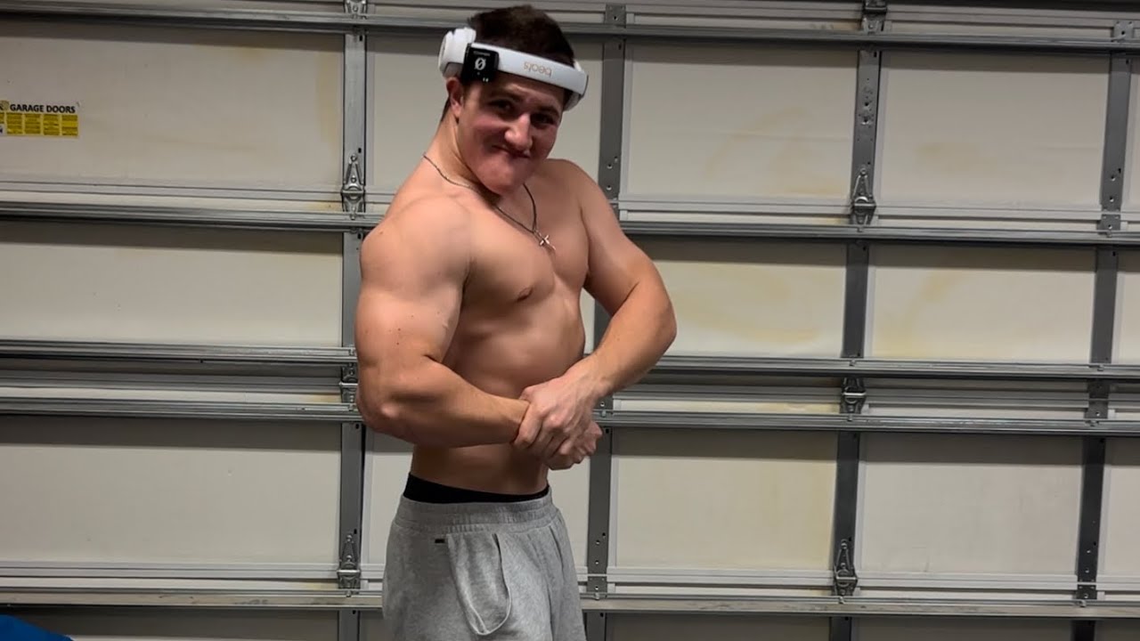 Boulder Shoulder and Bi Day Bulk Week 1 - YouTube