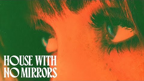 Sasha Alex Sloan - House With No Mirrors (Spanish Lyric Video)