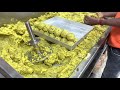 | Pune’s busy Vadapav | siddhivinayk vadapav | Indian street Food |