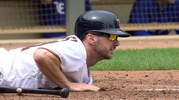 TEX@MIN: Hicks evens the game at 5 with an RBI single