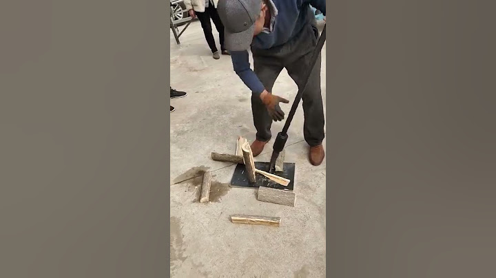 Awesome Device For Splitting Firewood #Shorts