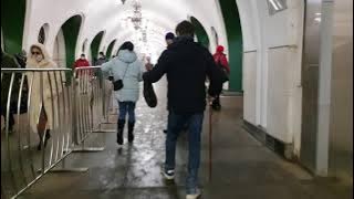 Moscow train station                   OPRING SAROLJ