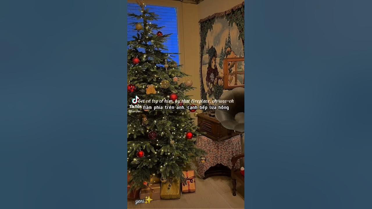 Santa tell me dirty version Ariana Grande YouTube