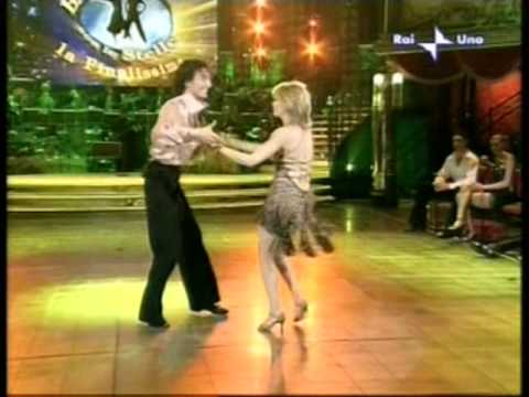 Ballando con le stelle Salsa Loredana Cannata + Samuel Peron