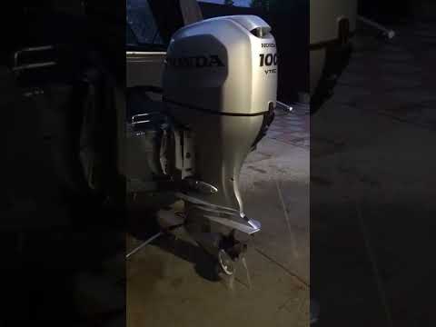 Honda bf 100