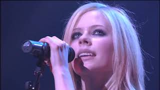 Avril Lavigne - Anything But Ordinary (Live at Budokan Japan 2005) Resimi