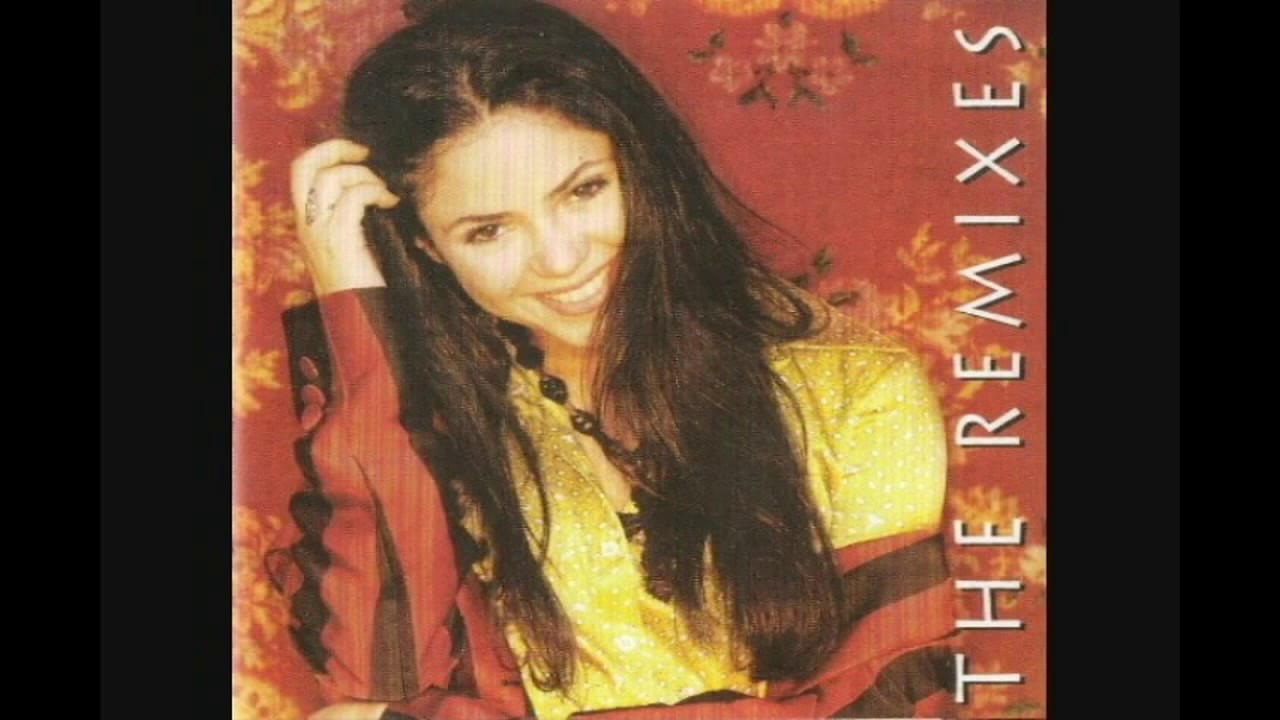 Estoy aquí Shakira Extended remix - YouTube