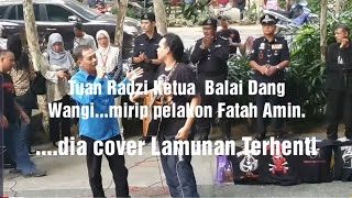 SAC Dato Azman Ayob bawa ramai pegawai lain ke hadapan Sogo ...polis dan rakyat berpisah tiada....