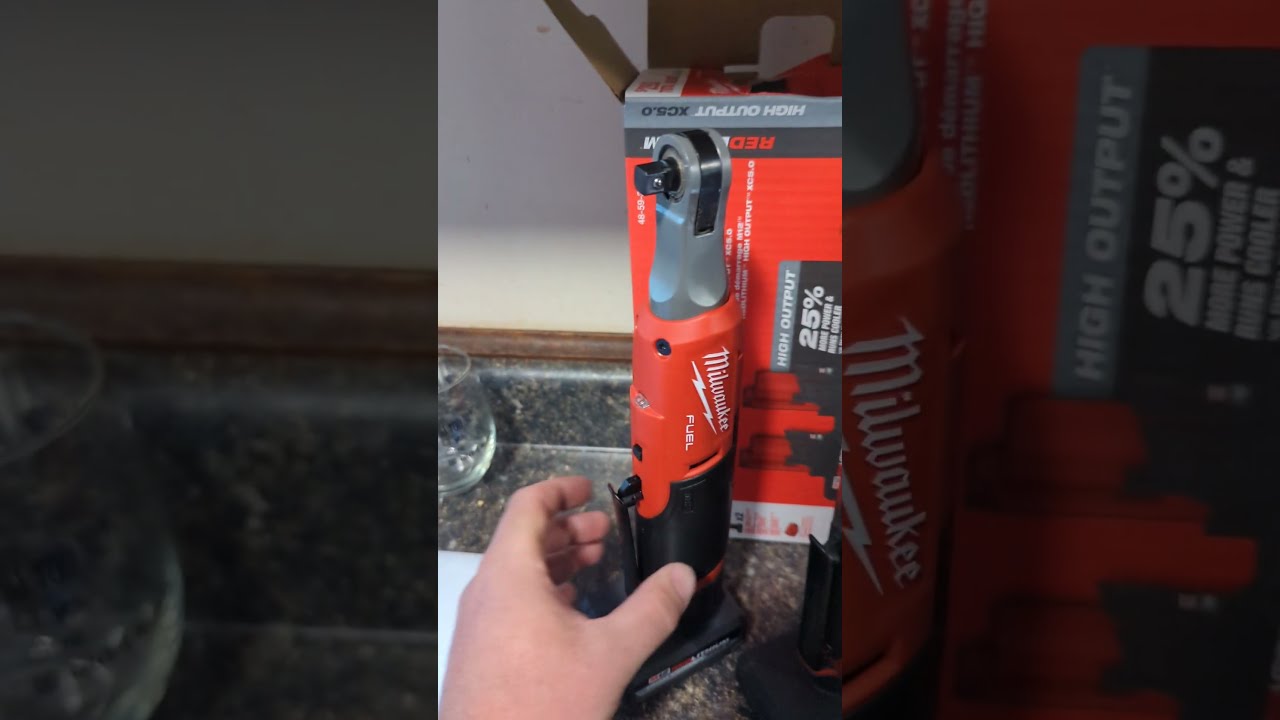 Milwaukee M12 High Speed 3 8 Ratchet Homedepot Tools Cooltools Mechanic