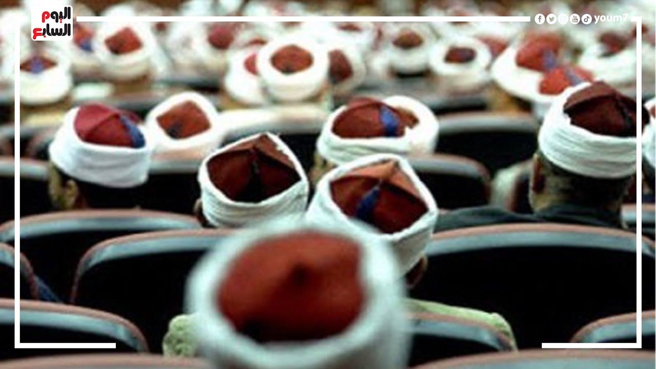 العمامة الأزهرية المصرية.. 50 سنة كواليس وحكايات مع أقدم المصممين