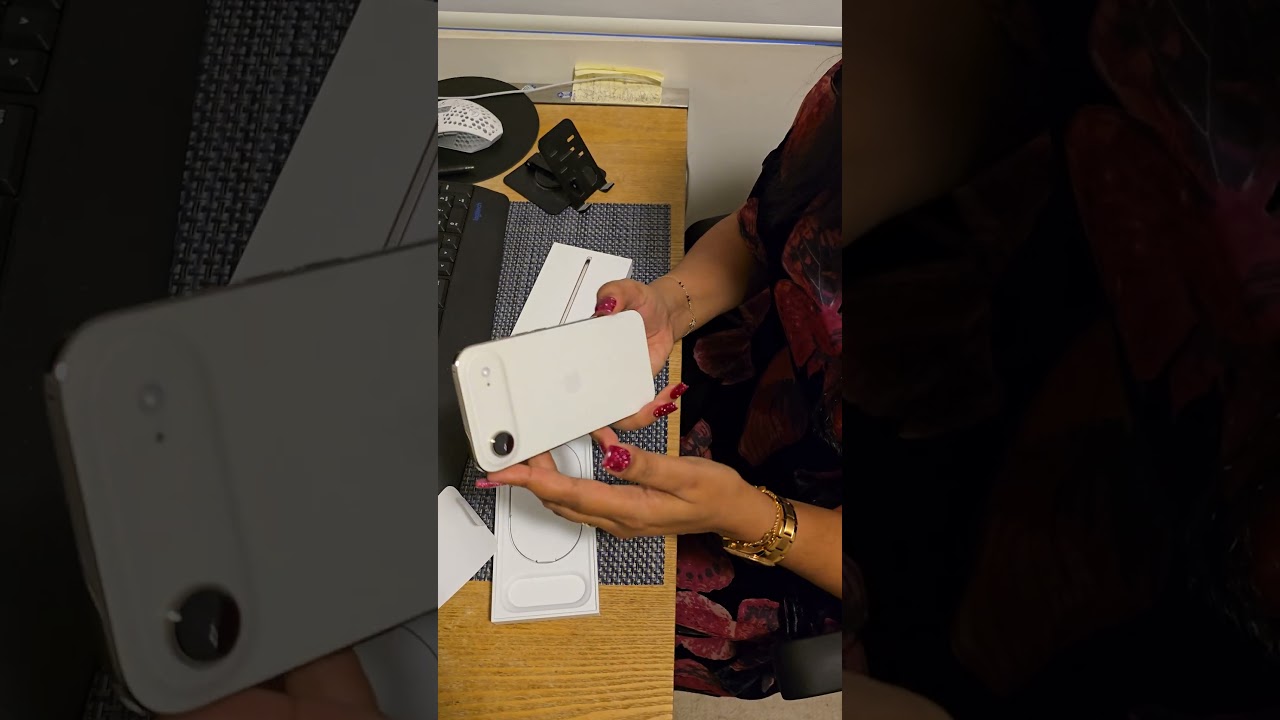 unboxing iphone17air available in store from today..