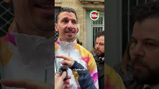 Här Dyker Zlatan Upp Med Facklan I Milano