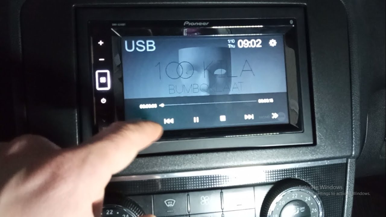 Mercedes ML W164 Installation: Pioneer Double Din Navigation system –  Cartronics