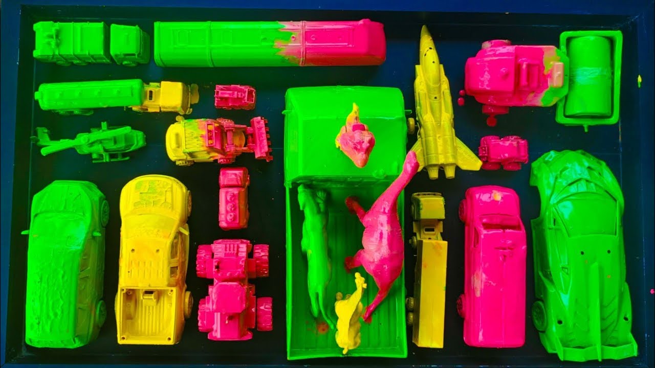 Memberesihkan mainan berlumpur,pesawat tempur mainan mobil mobilan dinosaurus hewan mainan bis