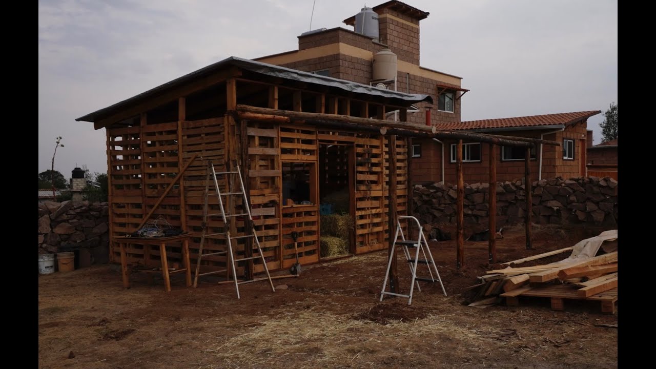 CONSTRUCCION CON PALLETS / TARIMAS 2