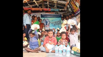 Distribution of Food for poor childrens in at Brodipet,by IT-HUB,CSIT Department, CIET on 10/06/2022