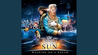 Video voorbeeld van "Empire of The Sun - Delta Bay"