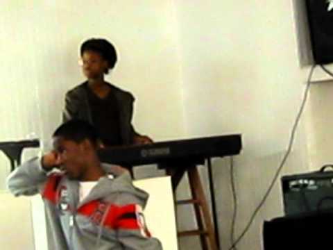 Kaitlyn Hill (10 years old) ministers through music
