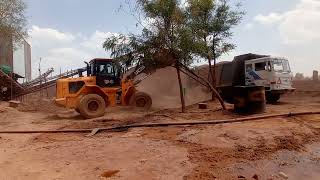 waheel loader 475 crusher plant