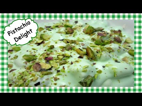 Pistachio Delight Dessert Recipe ~ St Patrick's Day Pistachio Nut Fluff