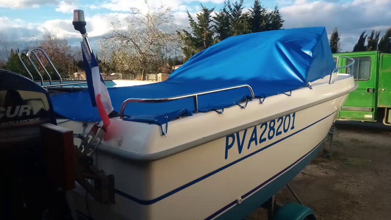 ⁣taud de mouillage fait sur mesure