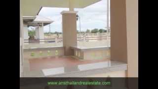 New Gated Community Near Hua Hin with 2 Home Styles (p239)