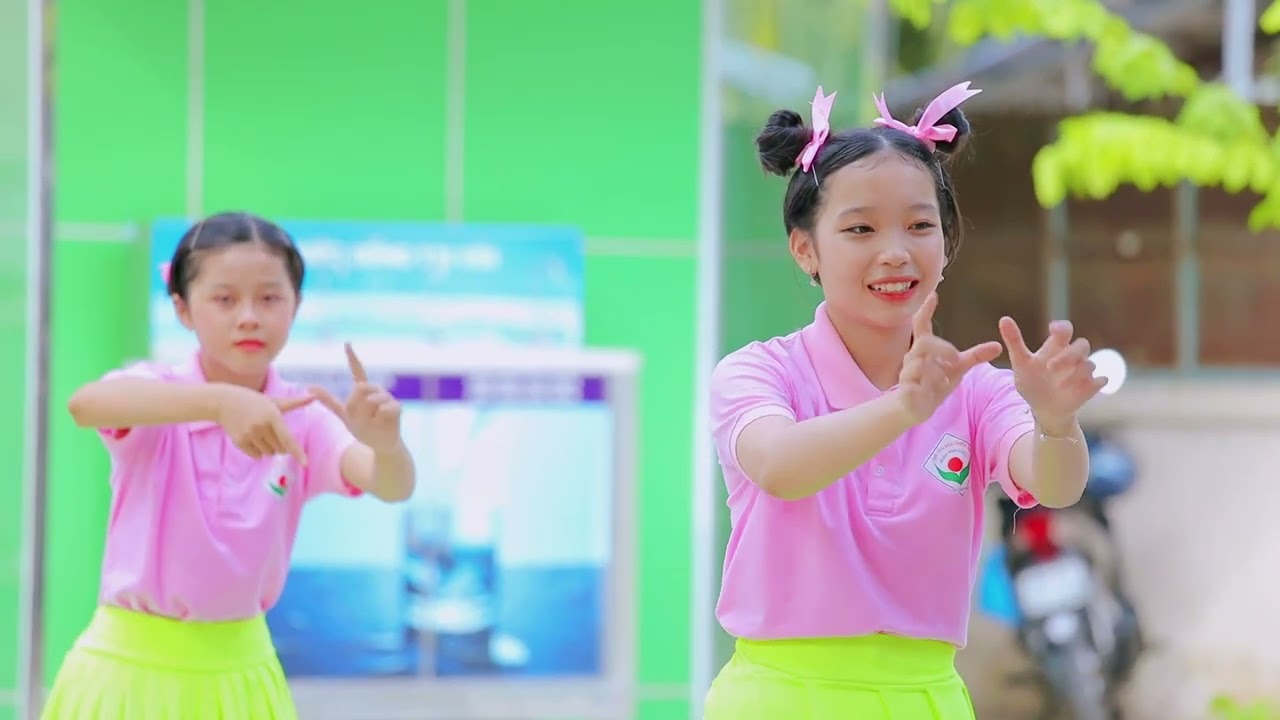 Flashmob THCS Đông Phú