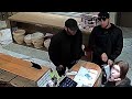Две штуки роз за две "штуки" денег