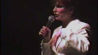 Martina McBride - 07  Independence Day - Fan Fair 6-06-1994