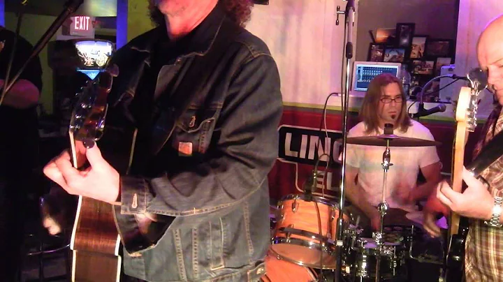 Hungry Chuck & The Biscuits ft. Kirk Hittner  Hey ...