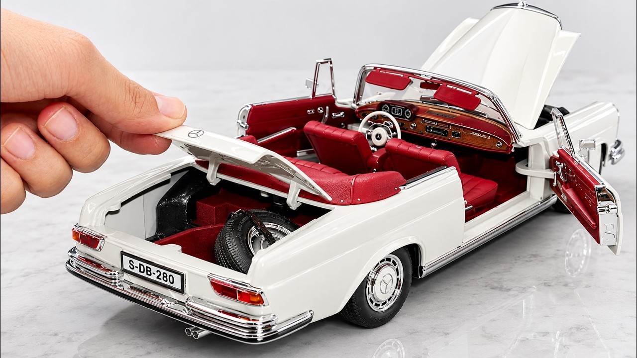 Unboxing of 1967 Mercedes Benz 280 SE Cabriolet 1:18 Scale Diecast