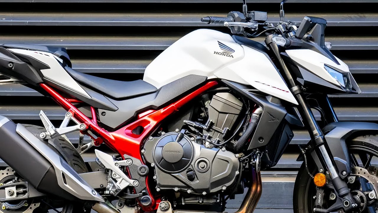 Honda CB 750 Hornet 2026 Has An Aggressive Streetfighter Display