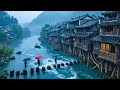 جولة تحت المطر في بلدة صينية قديمة عمرها 1000 عام مقاطعة فنغهوانغ