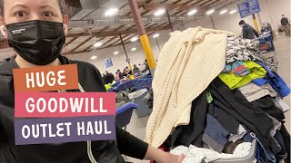 Resellers You Need This App! Goodwill Outlet Haul To Sell On POSHMARK! screenshot 5