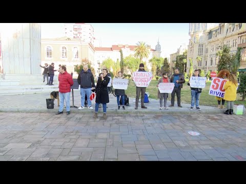 არა რივიერას - ცათამბჯენების მშენებლობის წინააღმდეგ -აქცია ევროპის მოედანზე
