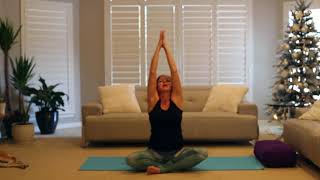 35 minute Prenatal Yoga Low Grounded Flow