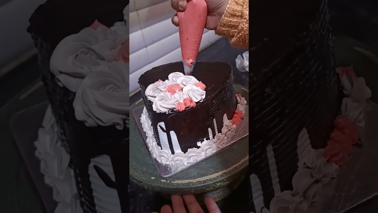 Heart shape cake 🎂 #cake #snscakes #cakerecipes #pineapplecak