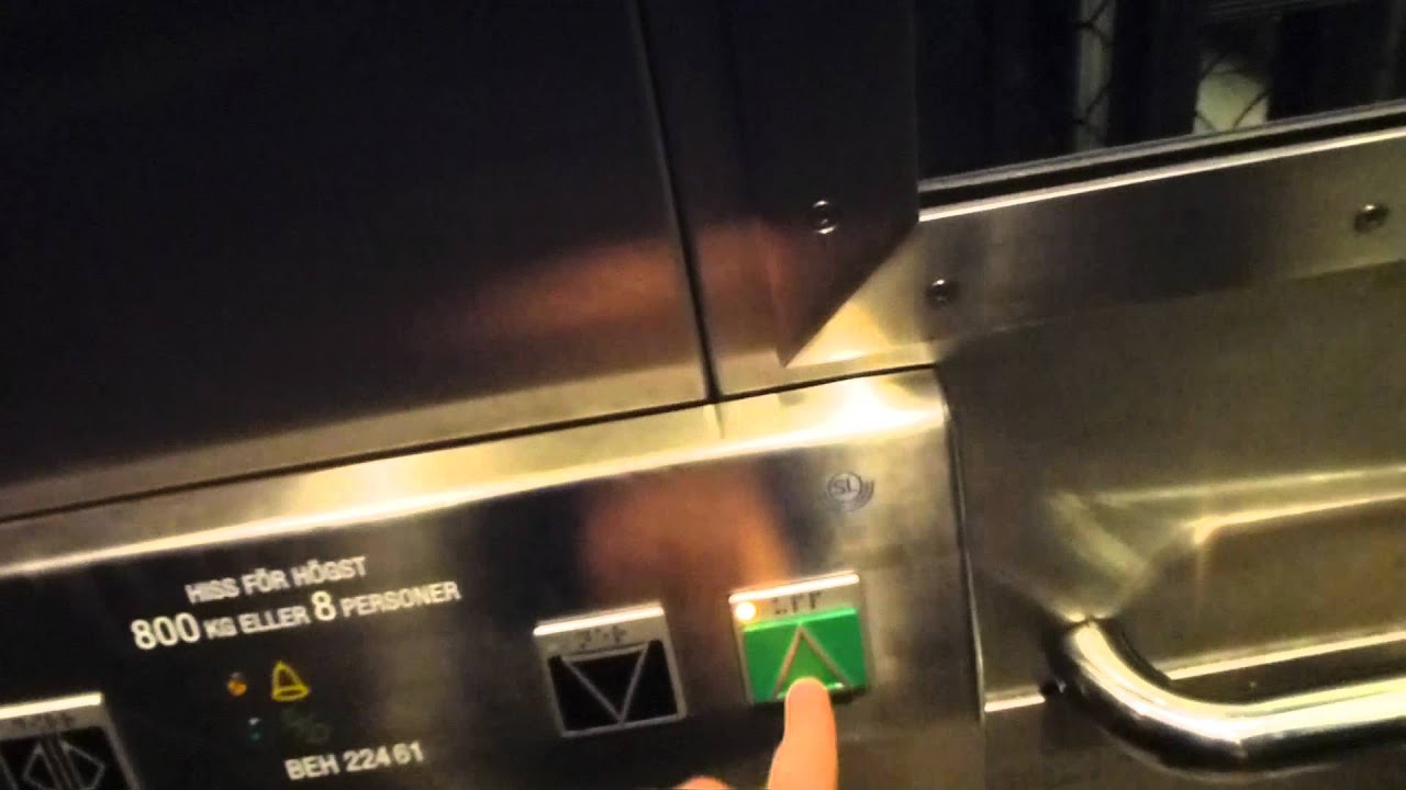 FINNISHED! 2x SMW Traction Elevators @ Bergshamra Metro Station