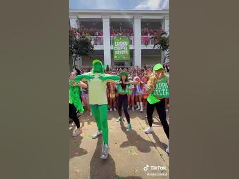 Sorority Rush: The Good, The Bad, & The Tiktok Fueled Ugly - bac7oa2