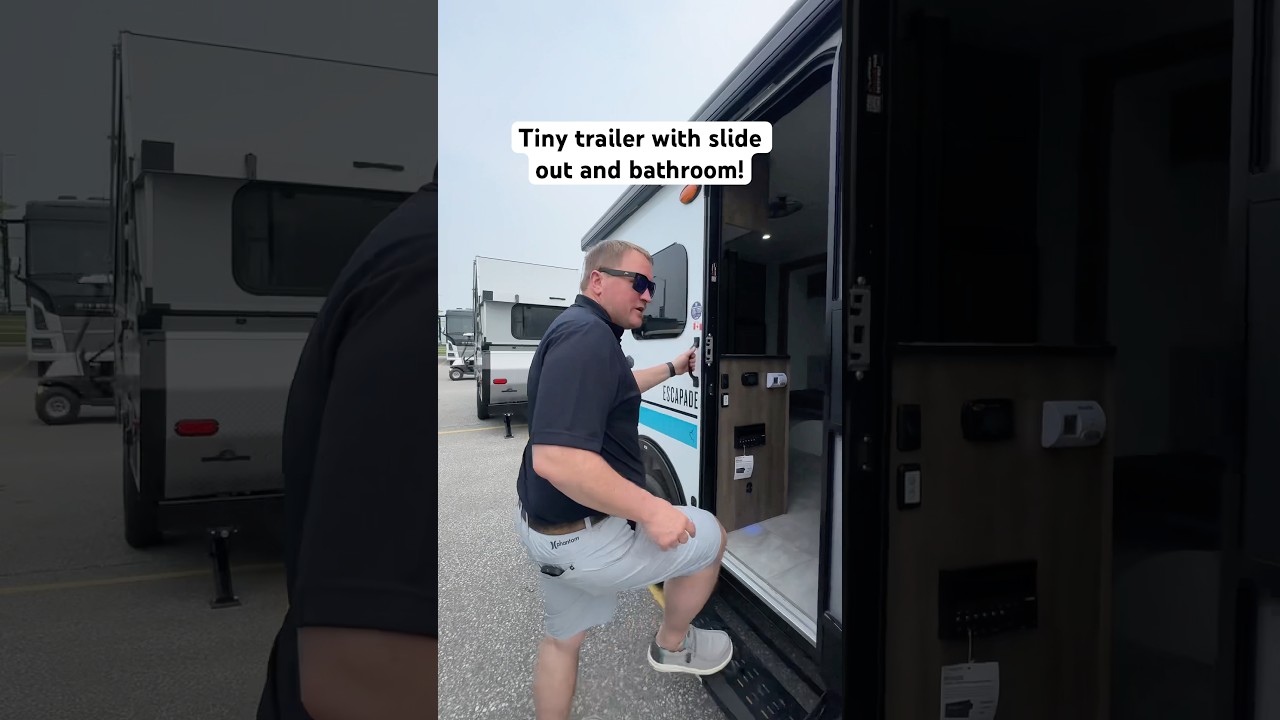 ProLite Escapade Trailer under 2000 lbs 😮 Bed, kitchen, bathroom 