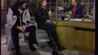 Video thumbnail of "Johnny Cash & Waylon Jennings on David Letterman"